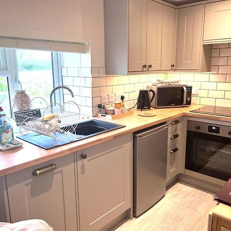 Bridge Farm Holiday Cottages 코우 허니본 외부 사진