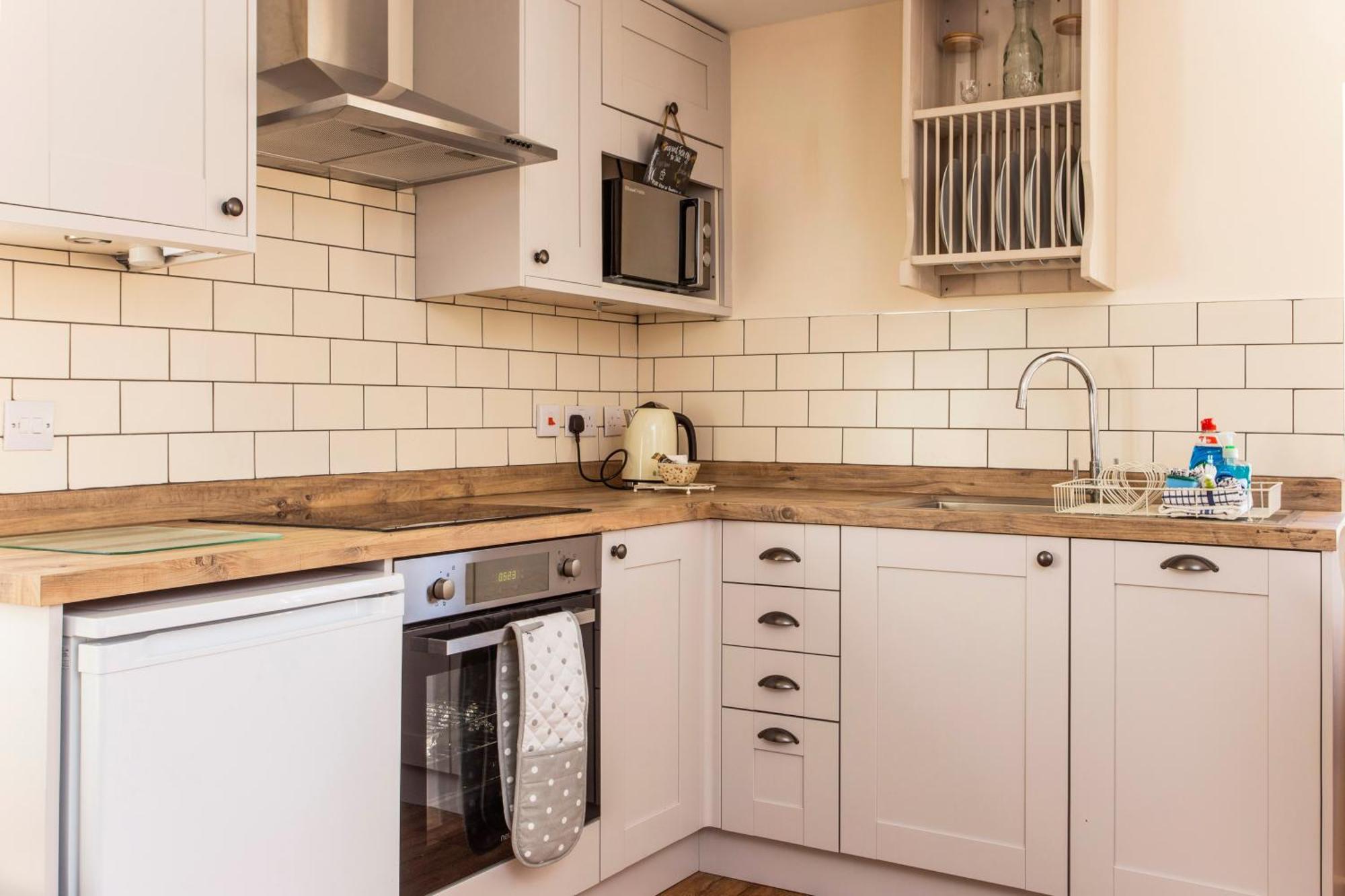 Bridge Farm Holiday Cottages 코우 허니본 객실 사진